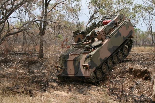 All vehicles within the A1 from the repair and recovery assets to the resupply and medical platforms are tracked variants of the M113AS4 family of vehicles. A capability the SSMs and SQs of the Centurion Sqns were sadly lacking, limiting their range & reliance on aerial resupply.