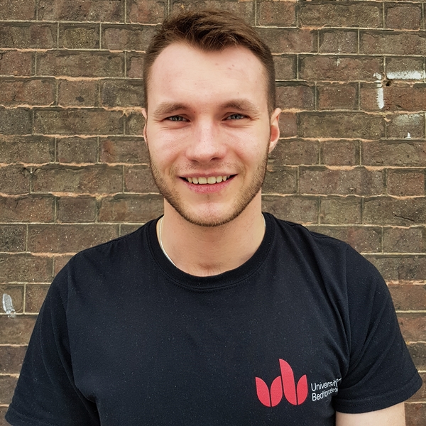 BedsBiz's tweet photo. Congratulations to MSc #Digital #Marketing student Szymon Kielkutski for winning the Outstanding Student of the Year award at the #VCSEA2020! Szymon embodies @uniofbeds values and continues to set an excellent example to other students.

#bemore #proud #achievement @GoGreenBanana https://t.co/mja8EKqv3D