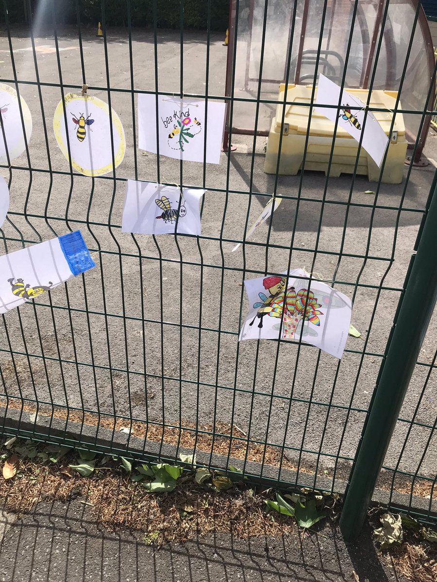 MissL_Sims's tweet photo. Remembering the 22 ❤️. Lovely drawings of bees with the key worker children that we have put on the fence of our school 🐝 https://t.co/udYA4pwsrt