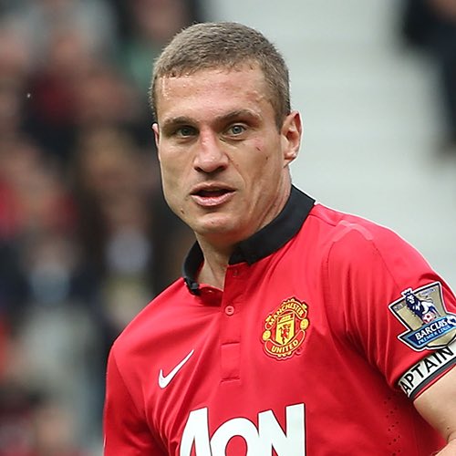 6. Nemanja Vidic Vidic was a defender on another level. He was player of the season on two separate occasions with 95 clean sheets in 211 appearances. His defending widely regards him as not only one of the greatest in the premier league, but one of the best defenders ever