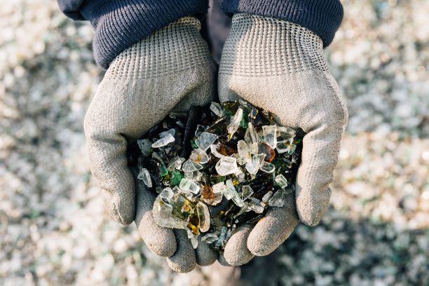 O-I's Randolph Burns speaks with <a href="/FastCompany/">Fast Company</a> about why #recycling is more important than ever as we tackle #Covid-19. Not only for the environment but for vaccine vials as well. #glassrecycling #circulareconomy #glassindustry ow.ly/hNmR50zNC6P