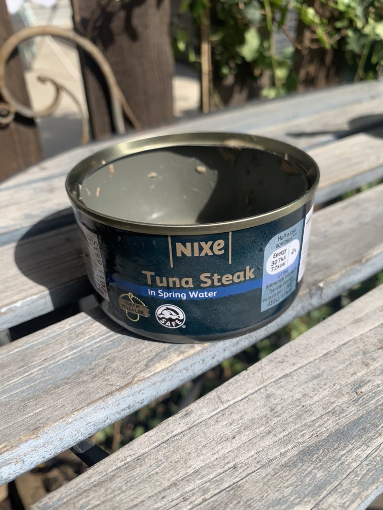 Nixe Tuna in spring water.200g of great tasting tuna steak. Beats any brand.