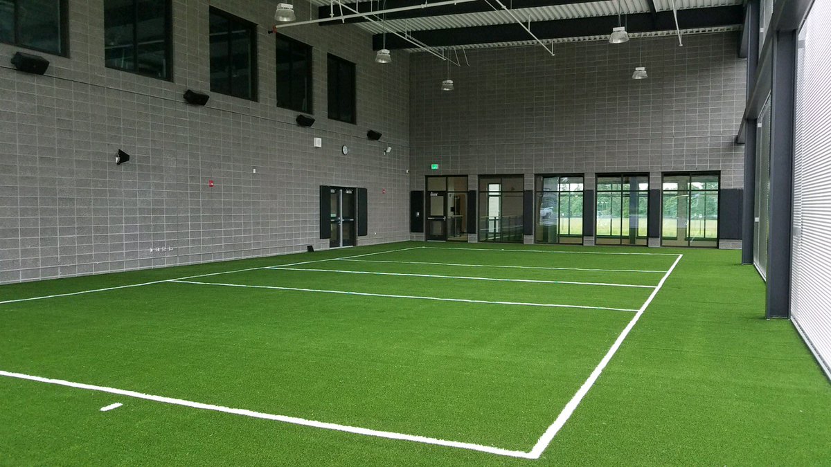 VPS_ReSchools's tweet image. Physical Ed classes about to get real...safe @iTechPrep.  Itech turfnasium padding installed. #VPSAMAZING