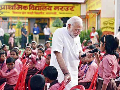 pafcoms's tweet image. देश चले मोदी के संग प्रगति के पथ पर।

 #DeshModiKeSath