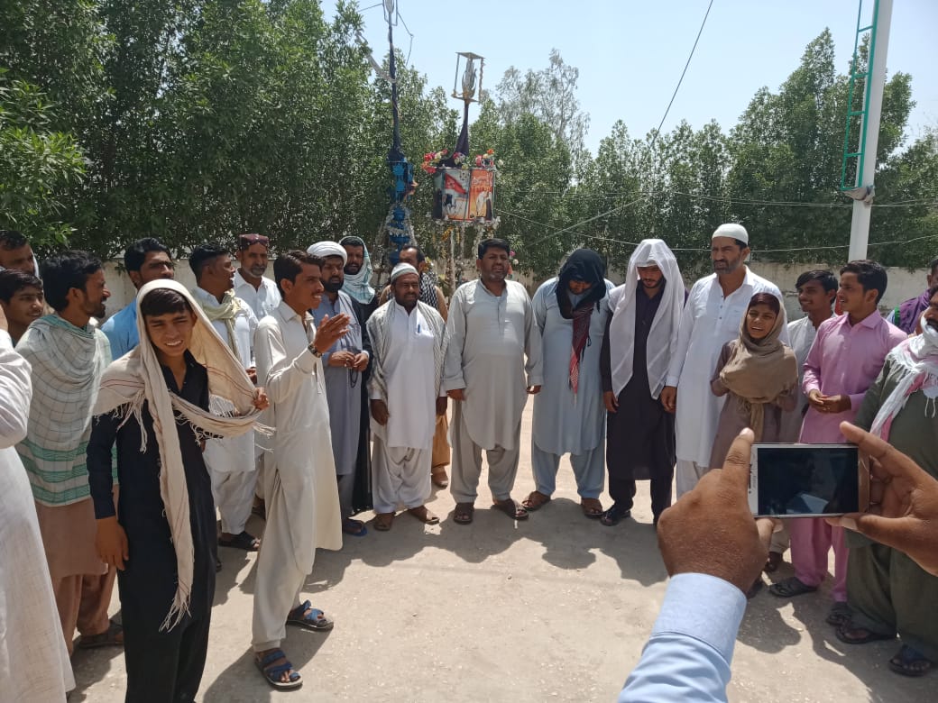 JSOPakOfficial's tweet photo. تحصیل نارو:
قائد ملت جعفریہ پاکستان علامہ سید ساجد علی نقوی کے حکم پر جعفریہ اسٹوڈنٹس آرگنائزیشن پاکستان سکھر ڈویژن تحصیل نارو کی طرف سے سٹی چونڈکو مرکزی امام بارگاہ میں یوم القدس کے حوالے سے احتجاج ریکارڈ کرایا گیا
#QudsDay2020
#JsoPakistan https://t.co/z5KUfox84t