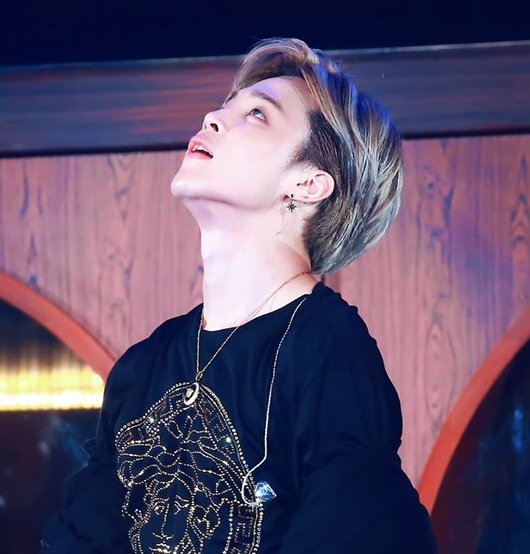 Jimin breathtaking hairstyles ♡  -A thread..