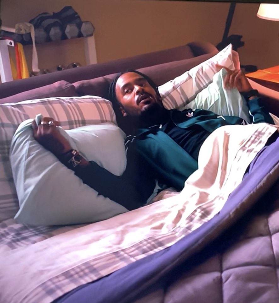 @GaTaGED @lildickytweets Legit thought I was the only person that does this to their pillow case corners š
#DAVEFXX https://t.co/1xd1bppKe2