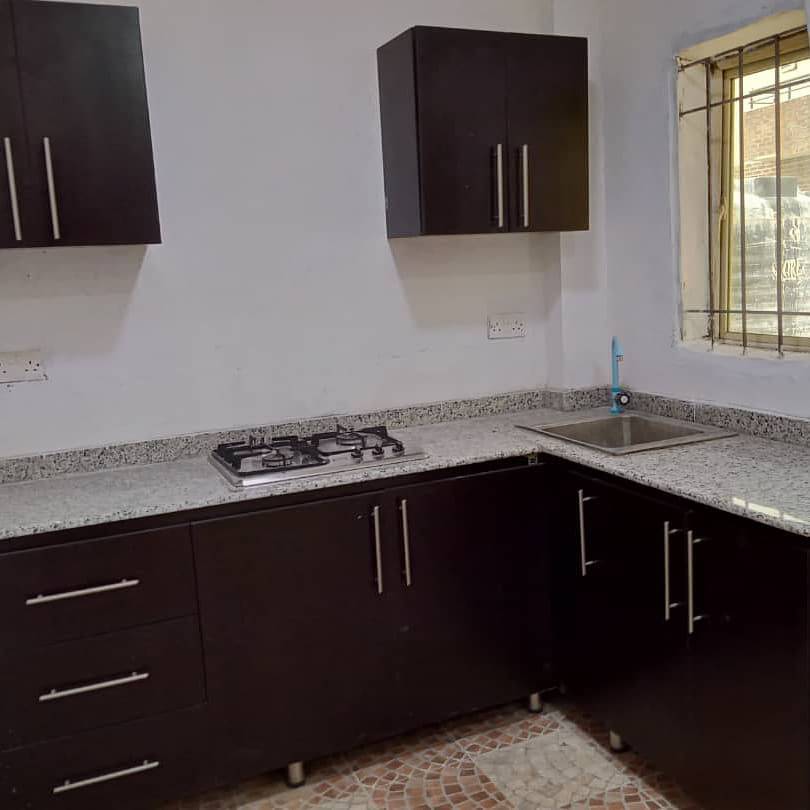 ProEarthNG's tweet photo. #ForRent
off Palace Road, Oniru, Lagos

Serviced miniflat with fully fitted kitchen, AC &amp; serene environment.

Facilities: Prepaid meter, 2 generators, fitted kitchen, AC, cooking gas, pool, cleaning service, water treatment, security &amp; car park.

Rent:1.6m net, Serv. charge: 1m https://t.co/EfMpXGOqua