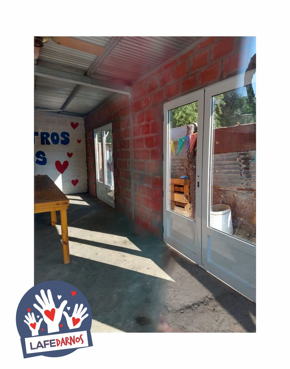 LabLafedar's tweet photo. 📣🥳Compartimos la enorme alegría y satisfacción de haber finalizado la construcción del “Comedor Nuestros Niños”🍽👶👧👦 del Barrio los Berros en #Paraná. Desde #Lafedar junto a #Lafedarnos, agradecemos a quienes y colaboraron en este proyecto.🤝👏💪
#ProtegidosDelFrio 🧤 https://t.co/1n320v6i3q