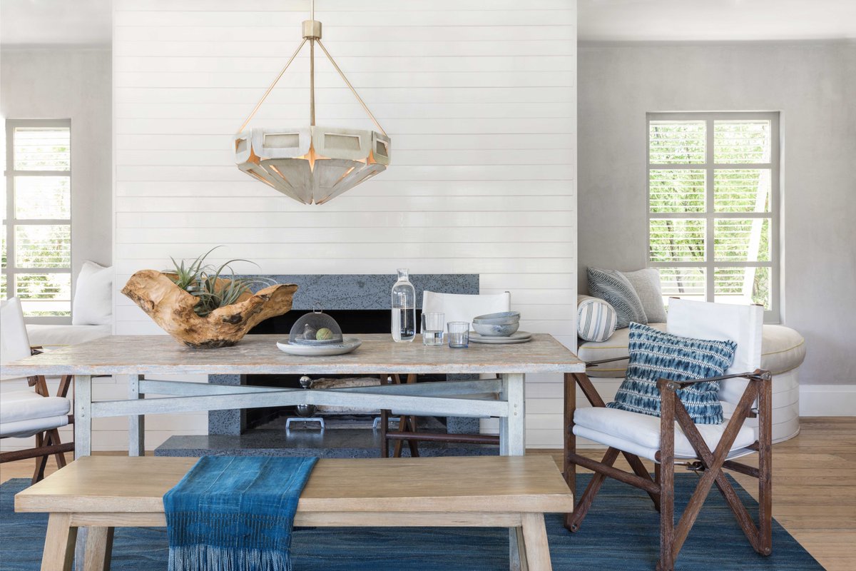 ProgressLtg's tweet photo. Designer Jeffrey Alan Mark’s striking use of intricately cut metalwork lends a Moroccan edge to the Yerba Collection. This family of fixtures is part of the @jeffreymarksinc Point Dume™ collection which celebrates a mix of yesterday and today. #jamapproved #interiordesigner https://t.co/9RsFdr5Wge