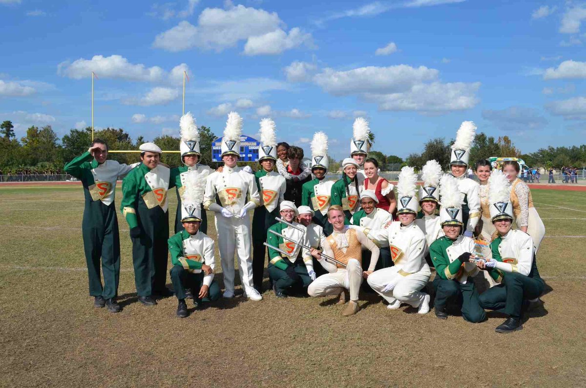 👋WAVING GOODBYE👋 to our seniors on their last day of school! Thanks for 4 years of music, leadership, and fun! We'll miss you 😢 #ClassOf2020 #shswarhawkband