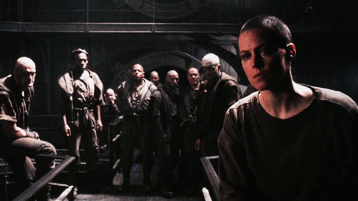retrochenta's tweet photo. Hoy hace 28 años que se estrenó en EEUU "Alien 3". The Bitch is Back. https://t.co/mR2Hkl0pIp