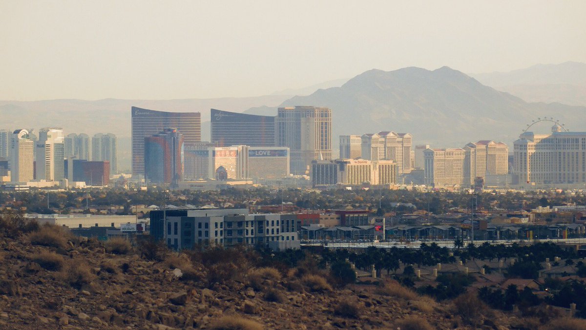 Good morning from Las #Vegas #photography ⁦<a href="/VitalVegas/">Vital Vegas</a>⁩ ⁦<a href="/LasVegasVLOG/">Las Vegas VLOG</a>⁩ ⁦<a href="/LasVegasLocally/">Las Vegas Locally 🌴</a>⁩