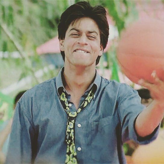  #KKHH :- SRK-Karan coming together for the first time.SRK pairing with Kajol.Opening :- 87,000FF :- 3.56cr Total Gross :-3,42,92,29,860Verdict :- All Time Blockbuster