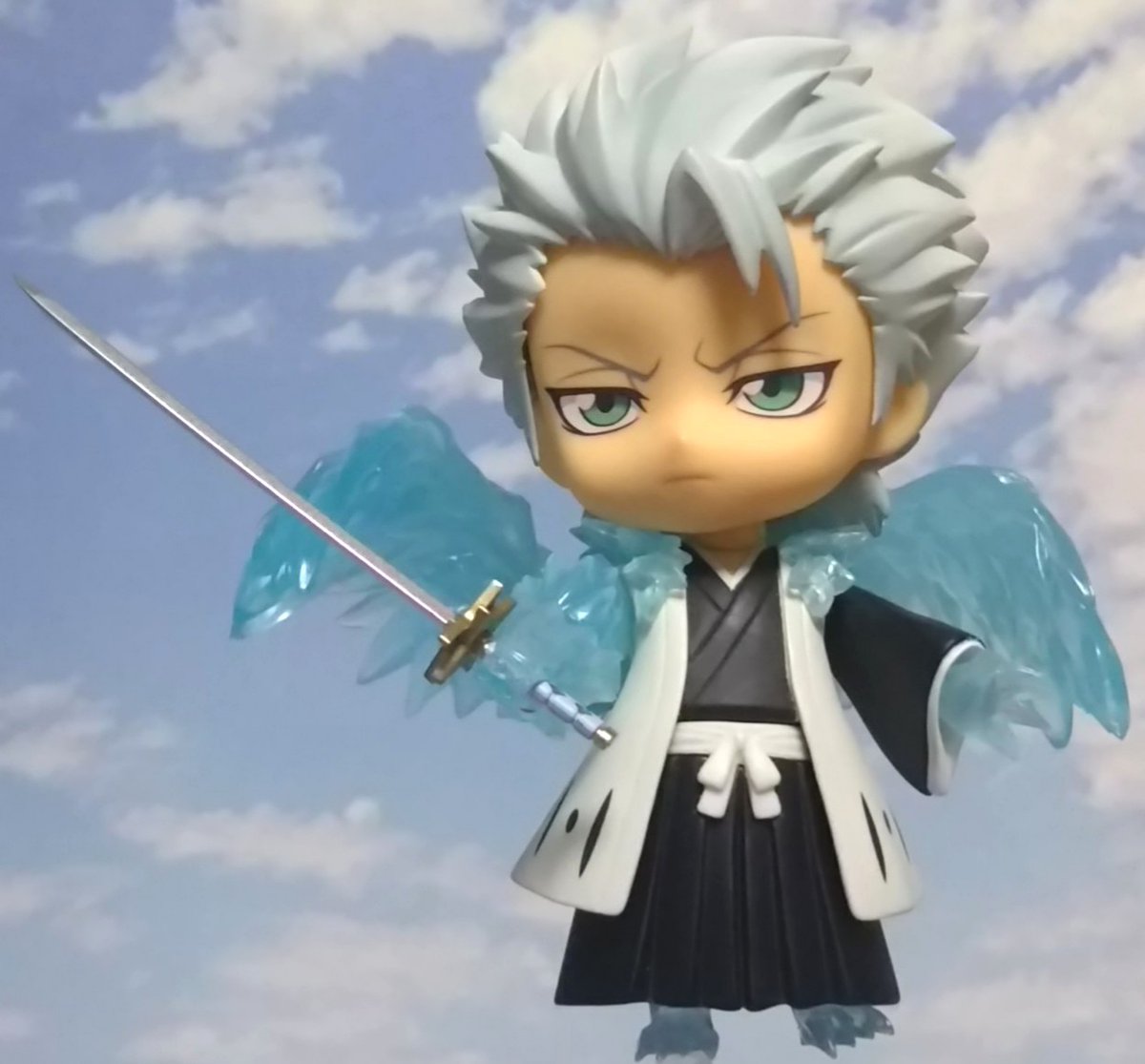 Ante Avengers中心の趣味アカウント ブログにbleachの日番谷冬獅郎のねんどろいどのレビューをアップ D 卍解の大紅蓮氷輪丸 状態はクリアパーツで再現出来ます 交換用の表情パーツも特徴を捉えていて良いねんどろいどセットです Bleach