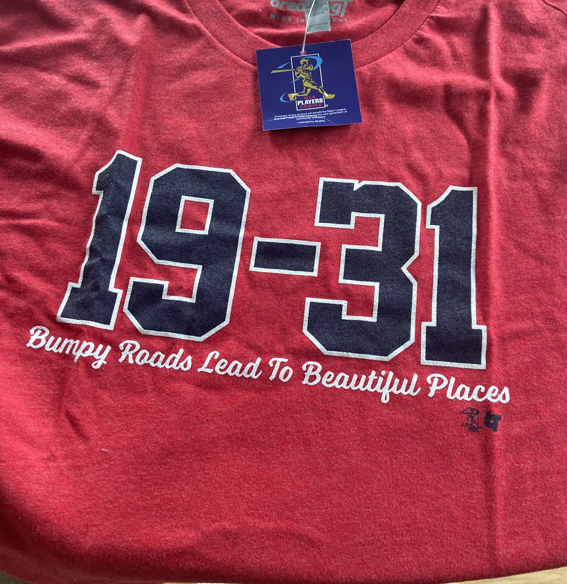 RT &amp; follow to win the legendary “19-31 Bumpy Roads” t-shirt 🔥 Brand new &amp; tagged. 

3 winners💥 L, XXL👕 3 winners picked Sunday, May 24, 9pm