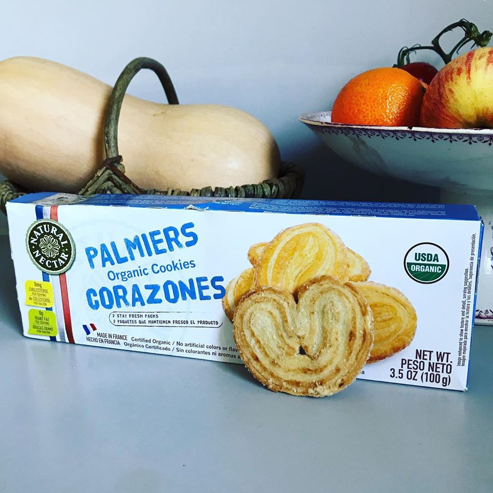 NaturalNectar1's tweet photo. Corazones to all our fans 😋💛💛💛 Enjoy the long weekend inside with a book and some organic Palmiers cookies #naturalnectar #palmiers #organic https://t.co/a7T7qhEkaW