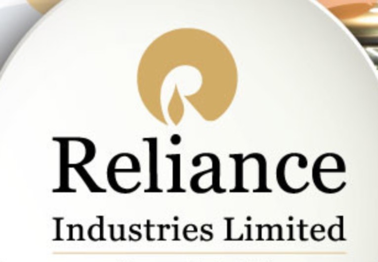 #RelianceIndustries-Entitlement witnessed a further rise in demand on Friday with the average premium increasing by over 19%.

RIL-REs, on an average, commanded a premium of Rs 33.45, 19.2% higher than Rs 28.07 from the previous trading session and 138.9% up from Rs 14 on Wed.