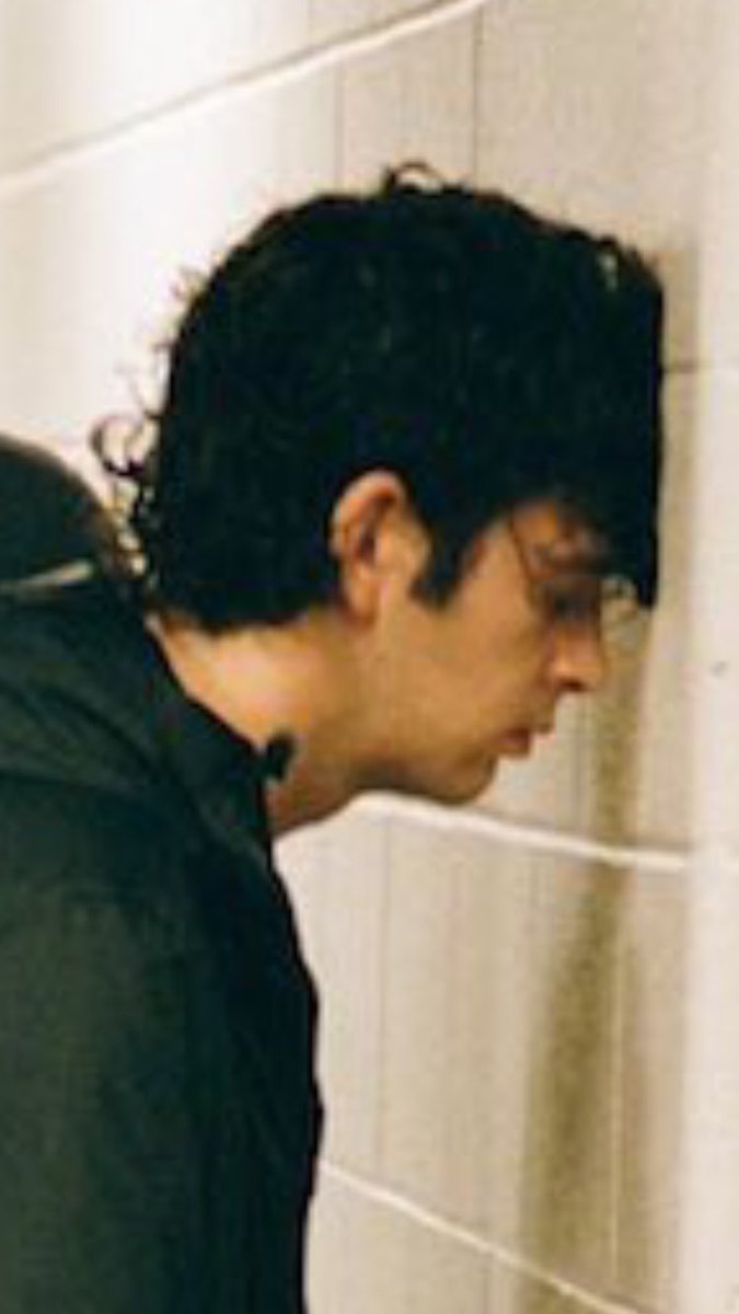 Zara_Hedderman's tweet photo. Will be on @RTEArena this evening (around 7:30pm) with @GavinGlassMusic reviewing new releases from the 1975,Bleeding Heart Pigeons &CharliXCX.(See below for an accurate depiction of me listening to all 80 minutes of the 1975’s album for the millionth time.) Be sure to tune in😁 https://t.co/WgWLJXtwg4