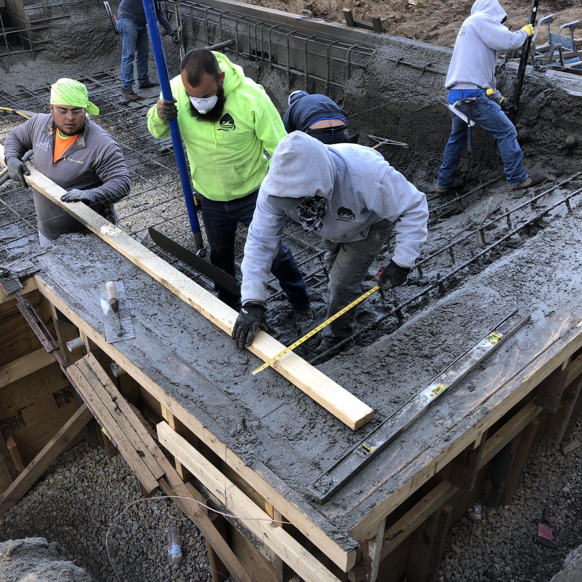 PoolTechIowa's tweet image. Precision Pool Building—we are building the Blair House pool with perfection and professionalism! #pooltechiowa #customcontretepools #hawkeyereadymix #CADexpert #pentairautomation