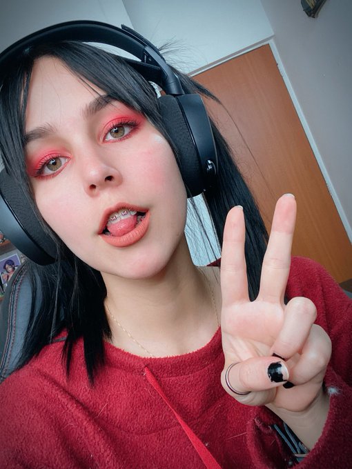 P&aacute;sale a Twitch ❤️ plis  https://t.co/3SvWRWma1g https://t.co/dFGwYVL8em