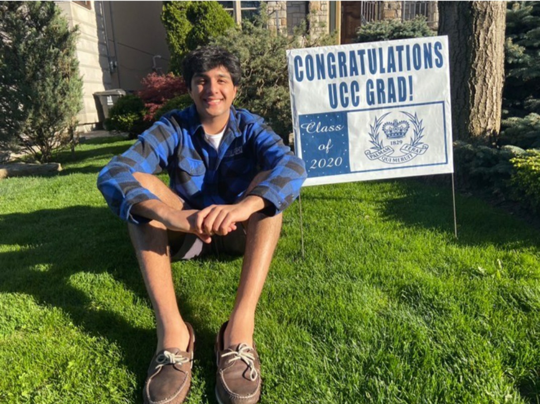 UCC_Community's tweet photo. A huge thank you to our Parents' Organization for planning such a special surprise for our #UCCLeavingClass by putting these custom lawn signs out! #graduates #leavingclass #Year12 #UCCtogether #UCCcommunity #NeverWalkAlone https://t.co/9Med9d2UEE