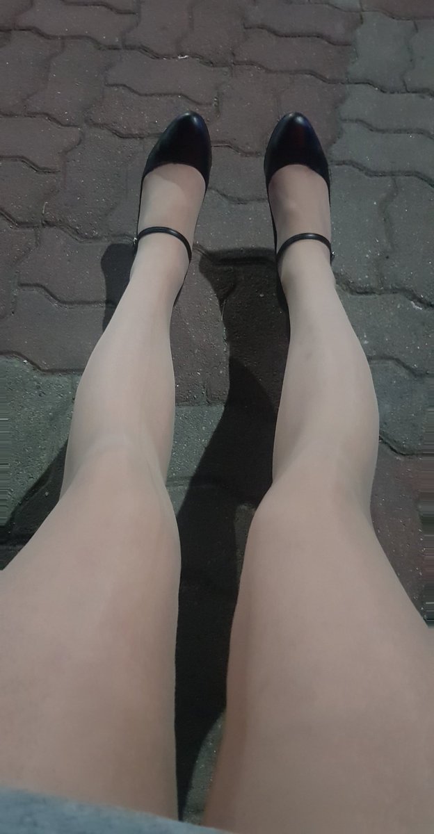 야밤에는 다리 사진ㅎㅎㅎ
스타킹 넘나 좋은것♡
#스타킹 #cd