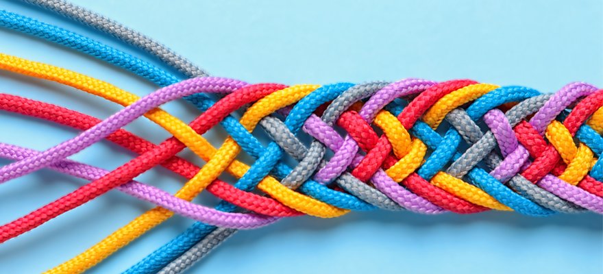 SBU_se's tweet photo. Vardagsförnuft är ett eftertänksamt sätt att förhålla sig till det vetenskapliga underlaget.

Läs @RagnarLevi om klok användning av evidens i @SBU_se :s tidning! https://t.co/d7uJDpoQxe

#källkritik #evidens #bias #forskning #svmed #socpol https://t.co/sIedySQr1Y