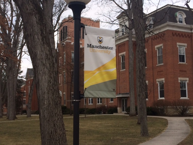 wane15's tweet photo. Manchester University has announced a plan to give free tuition to incoming students from the high school class of 2020: https://t.co/I1UcmwWIVT https://t.co/f2488XAEjY