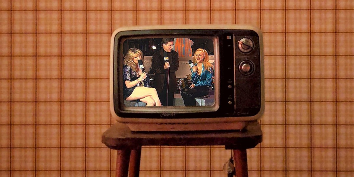 Here’s a list of 11 rewatch-worthy interviews to keep you entertained this weekend! #TGIF ontheaside.com/music/11-rewat…