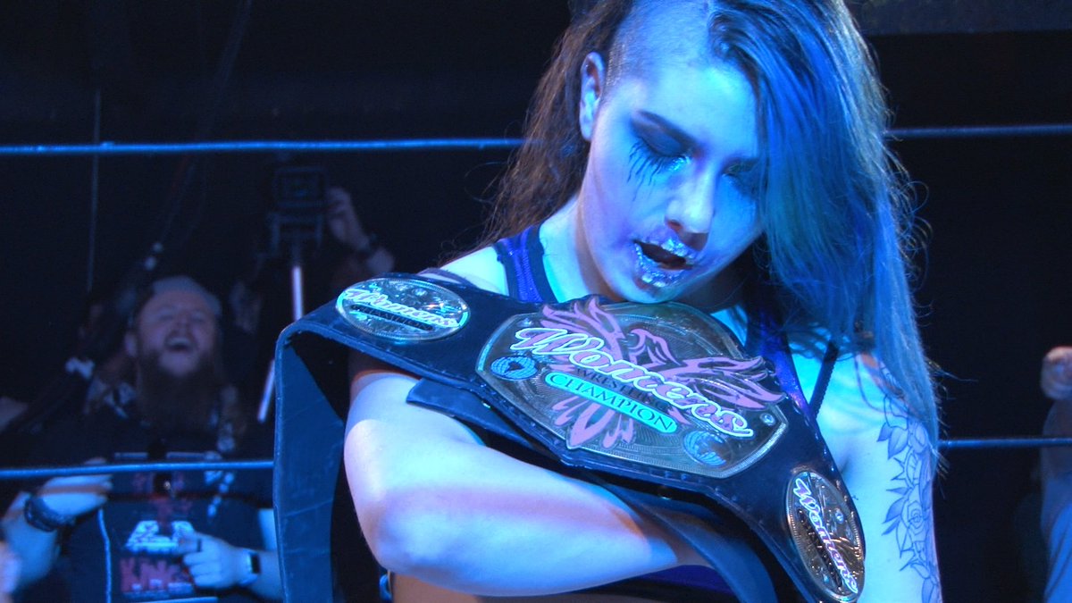 Todays wrestling flash back  @RavenCreed_ winning the ott womens championship never forget how load that pop was when she won the title it probably was the loudest pop in ott I would love if she was wrestling on more shows in Dublin again miss seen her on Dublin shows
