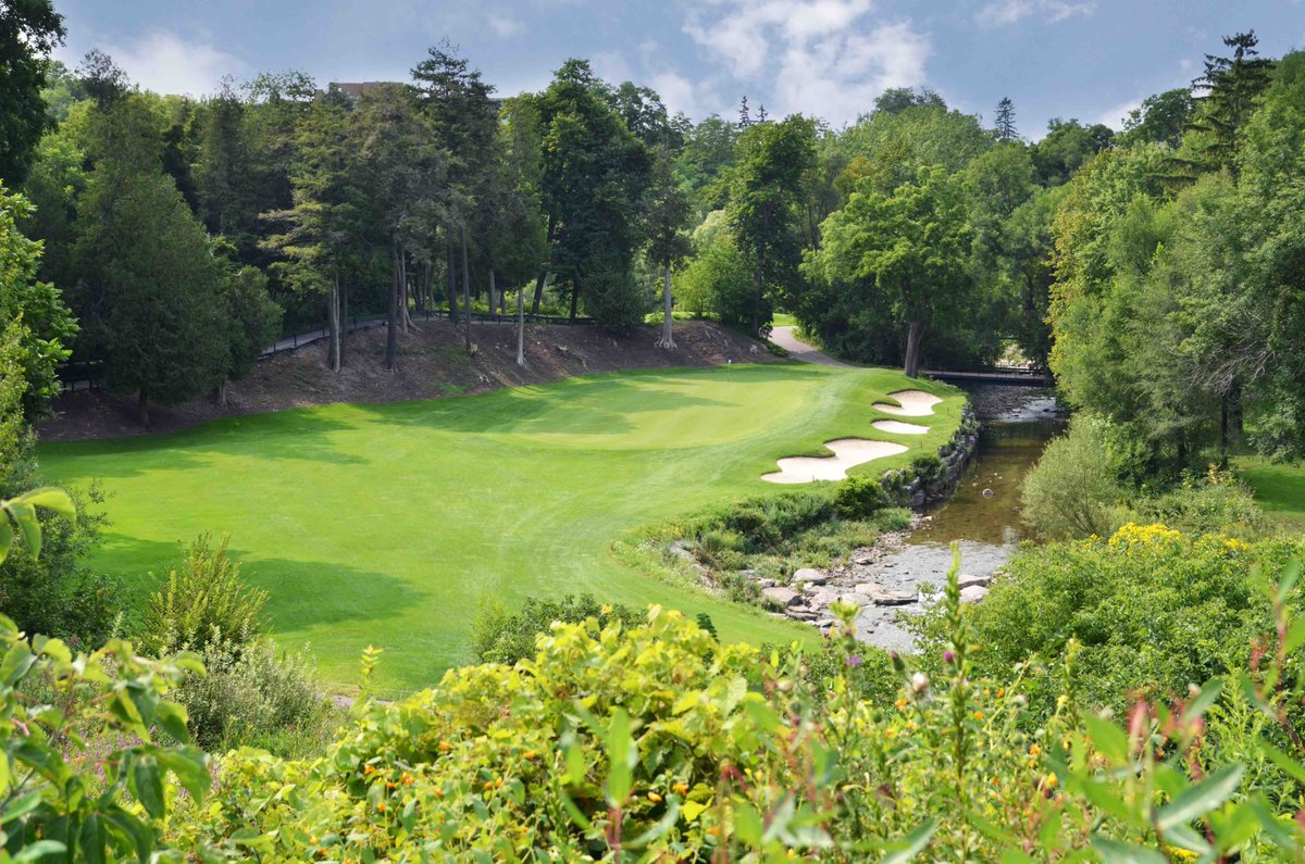 Luxury golf experiences: Nine of the most jaw-dropping holes in the Toronto region: reluxe.ca/luxury-golf-ex… #torontogolf #luxurygolf #golftoronto #golflife #Golf #golfer