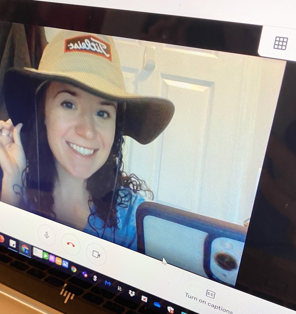 Ms. Moreira tweet media