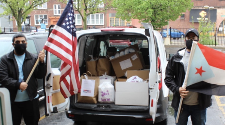 ChicagoCAPS17's tweet photo. As Ramadan holiday comes to an end on Saturday, we like to thank the South Yemen Community for the truly amazing support &amp; appreciation for all first responders. After dropping off some food to the hospital they came to our District. Thank you again. https://t.co/OslL4czVKq