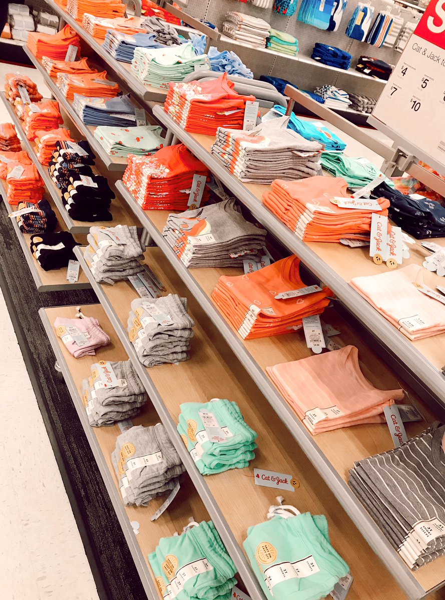 Get those tiny tots ready for Memorial Day here at 2095, we have everything you need.✨🇱🇷🎯#Americana #brandstandards <a href="/crw12tarheel/">Chuck Williams</a> <a href="/ThatTJBurns/">TJ Burns</a> <a href="/KevinKaminski10/">Kevin Kaminski</a>