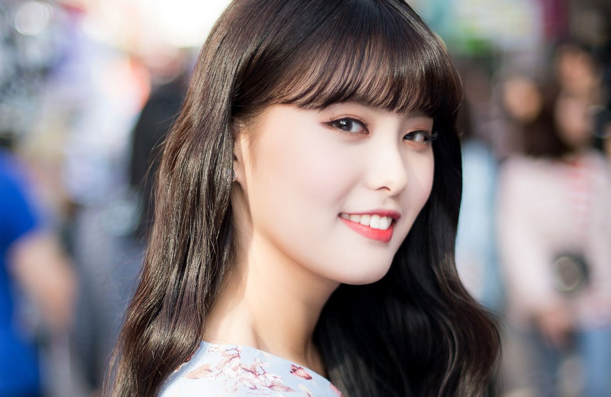 allkpop's tweet photo. Ahin asks haters to stop sending rude DM's regarding Momoland on Instagram https://t.co/sK8yMtxxXr https://t.co/iGt5vRT2ye