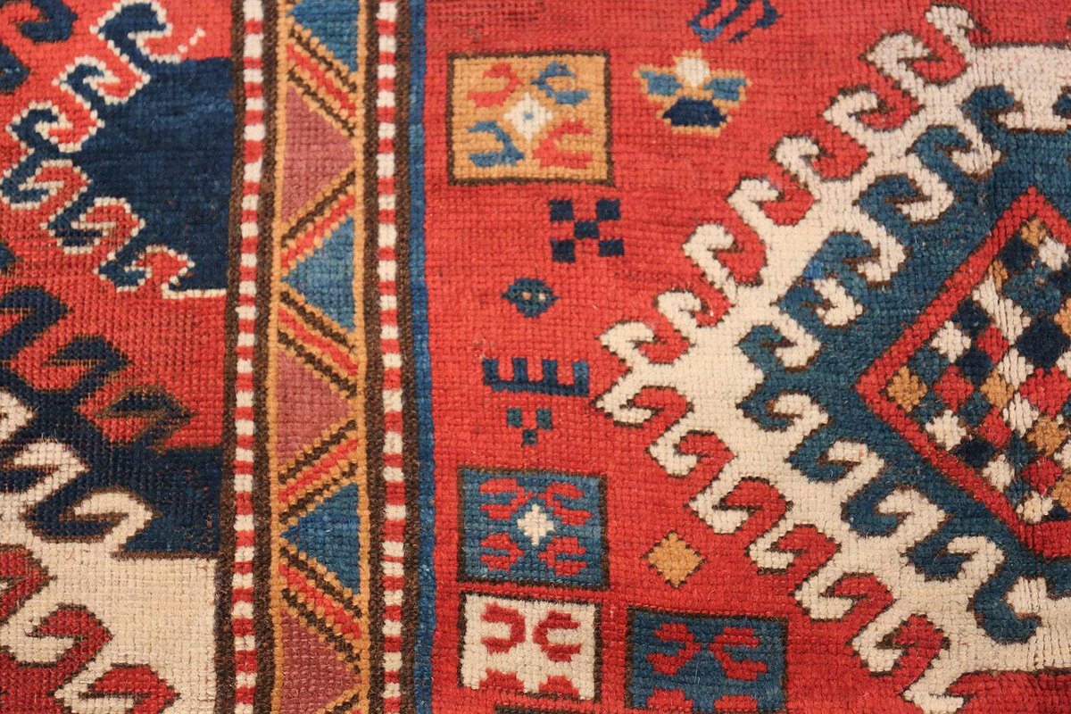 NazmiyalAuction's tweet photo. The bold colors in this Borchalou Kazak are to die for! And the sharp geometric shapes are an added bonus. The best part is that it starts at only $4,000!
https://t.co/Lq1vaqUOu0
#antiquerug #rugauction #vintagerugs #caucasian #borchalou #kazak #tribalrug #weaving #design #bid https://t.co/nifTgLHanw