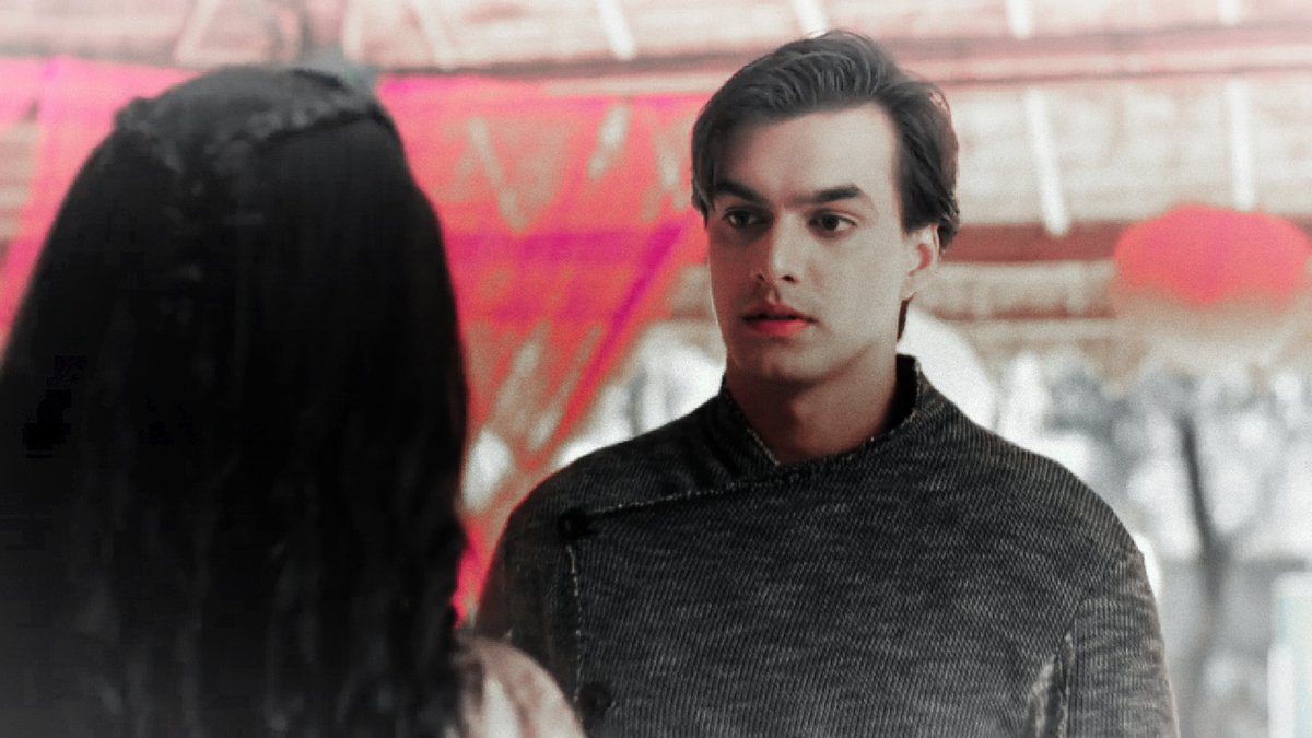 kya hadd hai yaar .. koi milne bhi nahi deta  #Kaira  #MohsinKhan  #ShivangiJoshi