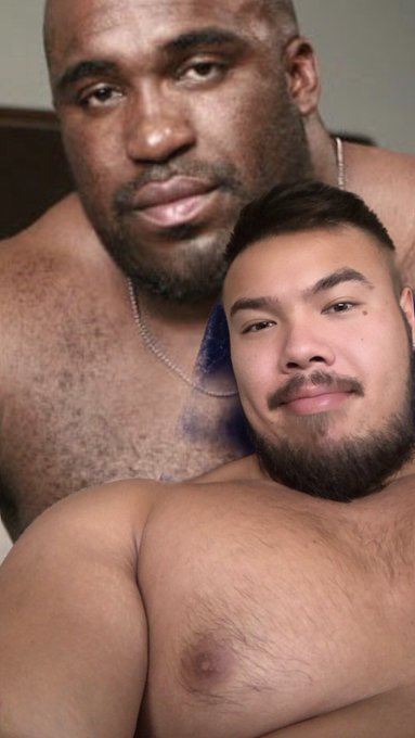 Watch tree trunks's leaked NSFW photo on TwXstars