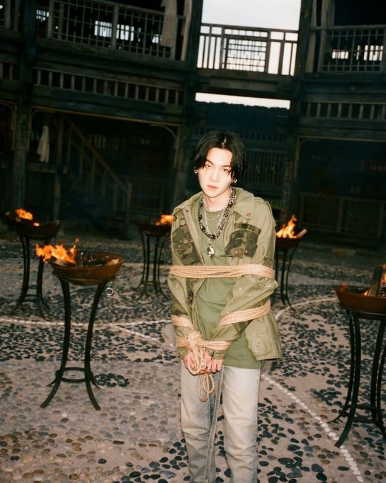 KeysaOh's tweet image. #AGUSTD2