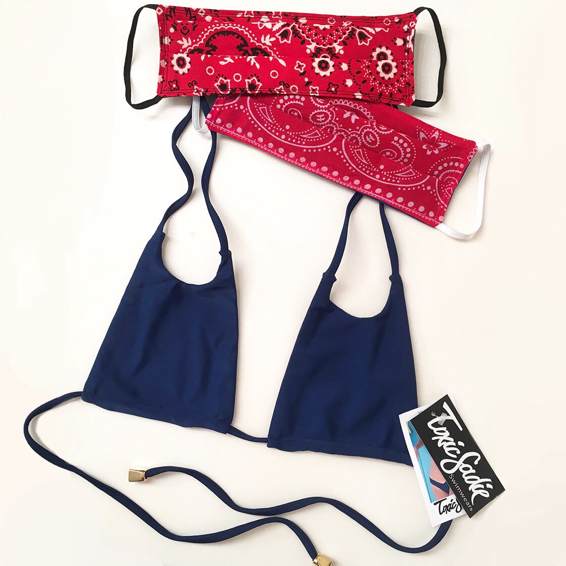 ToxicSadie's tweet photo. Red White &amp; Blue 🇺🇸 #memorialdayweekend #merica #toxicsadie #facemasks #swimwear #besafeoutthere https://t.co/VKGueaoKU0