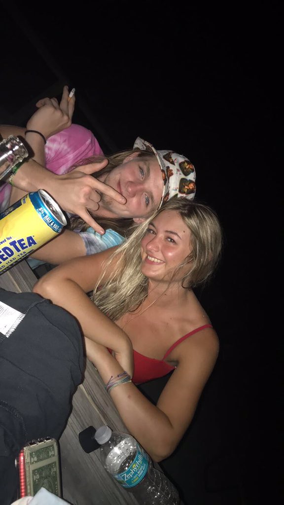 Abbieeee5's tweet photo. @CoopsWorld22 happy birthday Coop!🎉 https://t.co/AmtOCroGBE