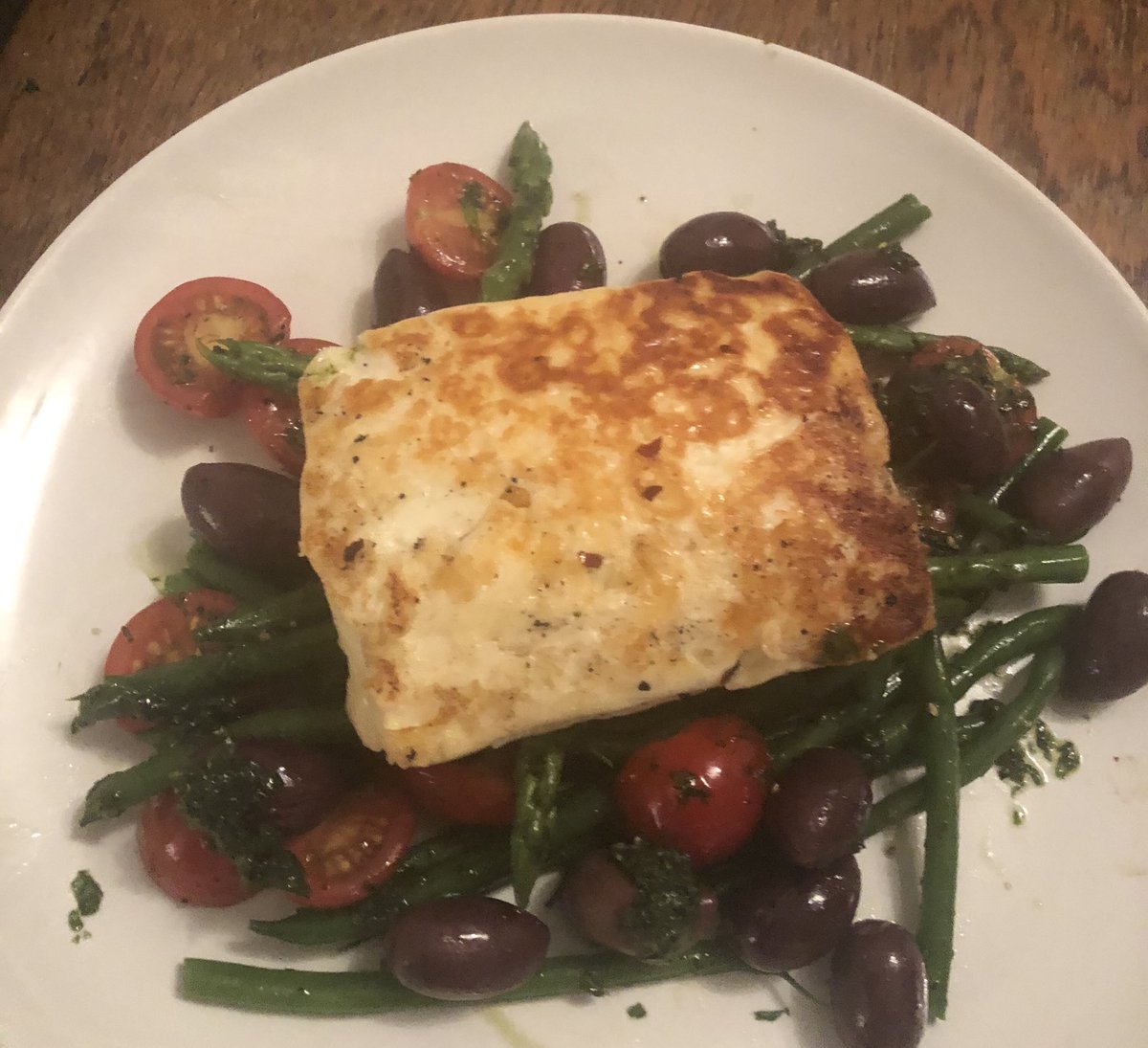 Homecook1986's tweet image. I love Halloumi, so when I saw this recipe for Halloumi in ⁦@GordonRamsay⁩ #quickanddelicious recipe book I had to give it a go #BankHolidayWeekend #BankHoliday