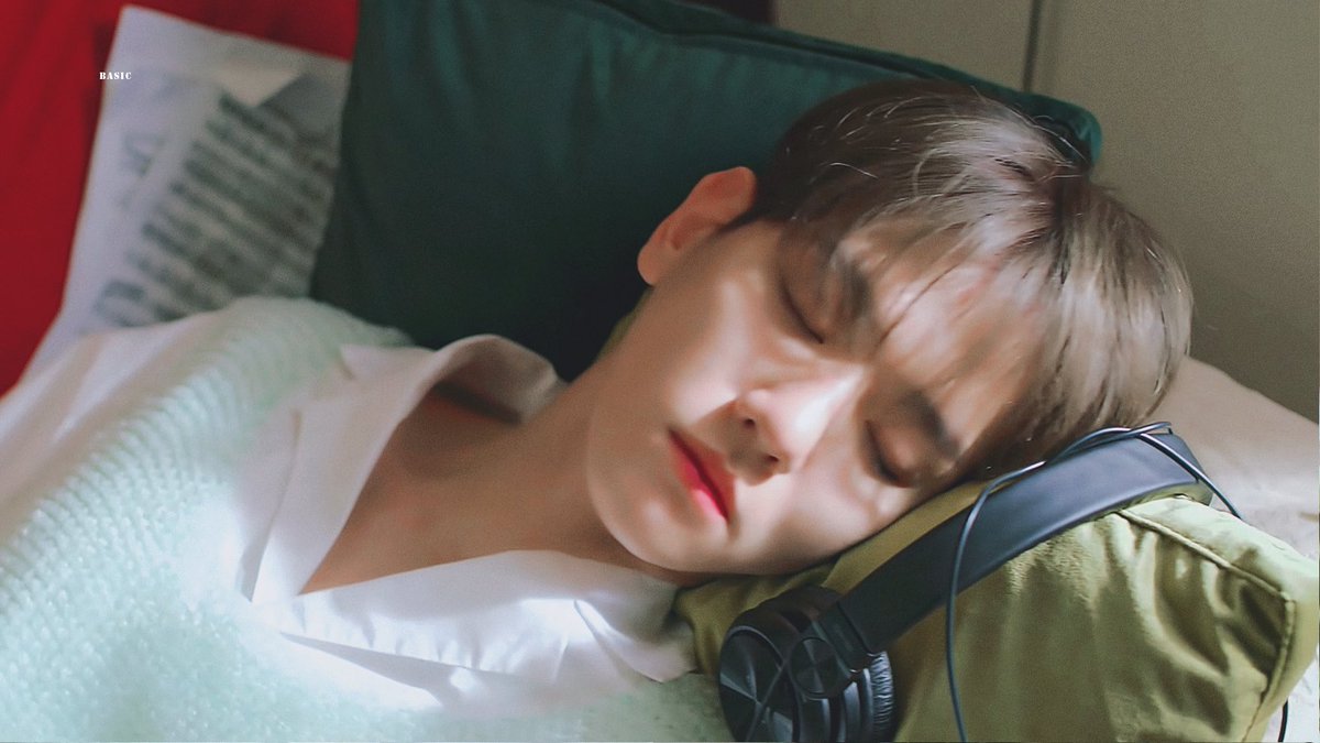 byunascorgi's tweet photo. #BAEKHYUN https://t.co/ZFLbwejUOj