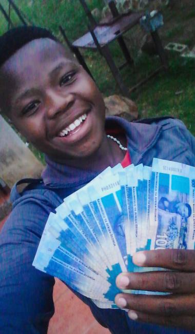 arrowking150's tweet photo. Spending money has become a hobby #ArrowKing inkayamba https://t.co/fucJDIBoZ1