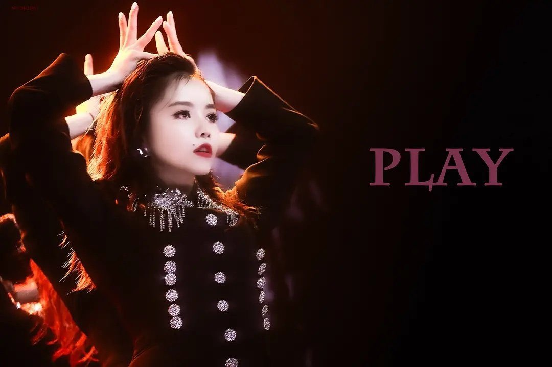 anqi_ofc's tweet photo. An Qi kicked off a mind-blowing performance on the stage of Youth With You 2020 and started to attract a large fan group overseas through her dancing and vocal skills as well as personal charisma. https://t.co/PmkpgHqDS0