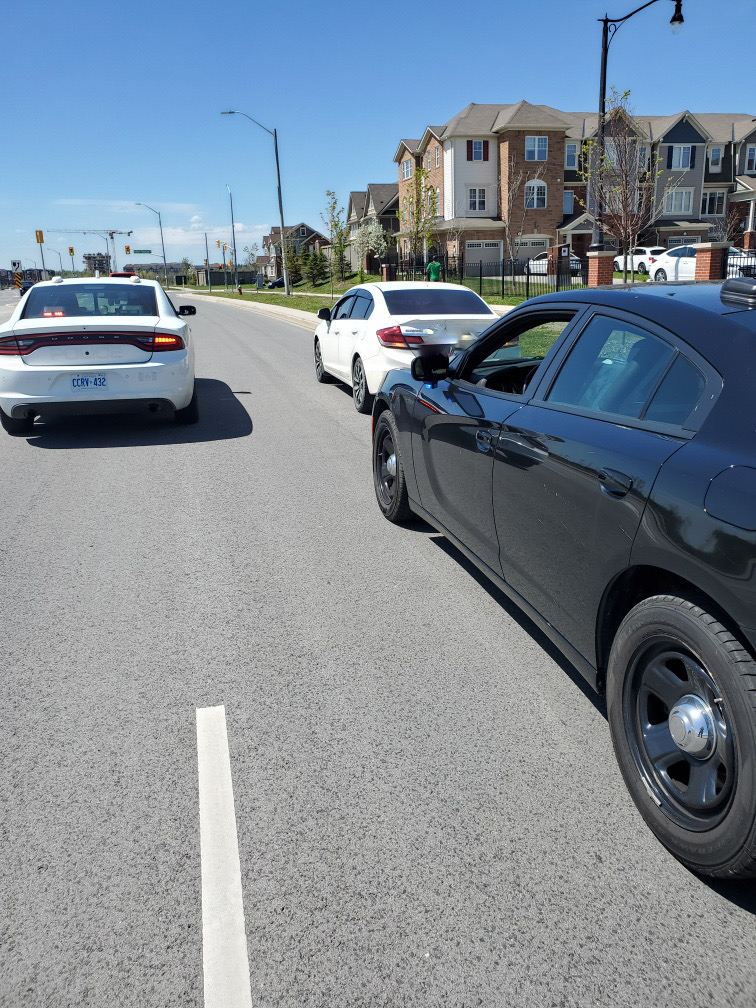 PeelPolice's tweet photo. It started with speed enforcement stopping a car 91km/hr in a 60 zone around Sandalwood/Creditview #Brampton. It ended with a man arrested for impaired by drug, stolen vehicle, stolen plates and possession of stolen property. 
@PRPRoadSafety  #PRP #Commnuity #StaySafe #SlowDown https://t.co/RcRLN7e0hk