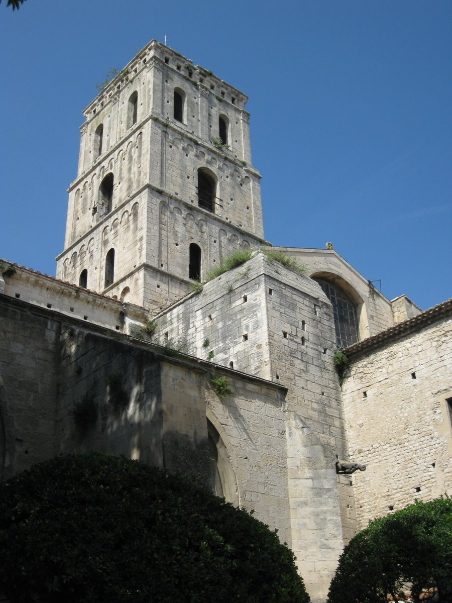 More pictures from Arles' St Trophime - this time different views of the tower and cloister