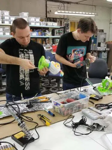 make's tweet photo. In 15 minutes at #VirtuallyMakerFaire
Use Your Maker Skills to Help People with Disabilities
Makers Making Change offers a platform for makers (engineers, hobbyists, students, corporations, etc.) to volunteer to make a solution from our device library.
https://t.co/phv72C7S5q https://t.co/NIo3gM0XYr