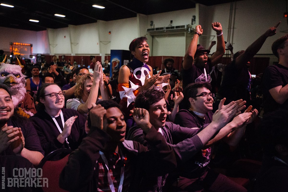 COMBOBREAKER's tweet photo. A look behind-the-scenes at a late night with #CB2016 Guilty Gear XRD Battle Summit 5v5. #CBRetrospective https://t.co/NvdmCujt55